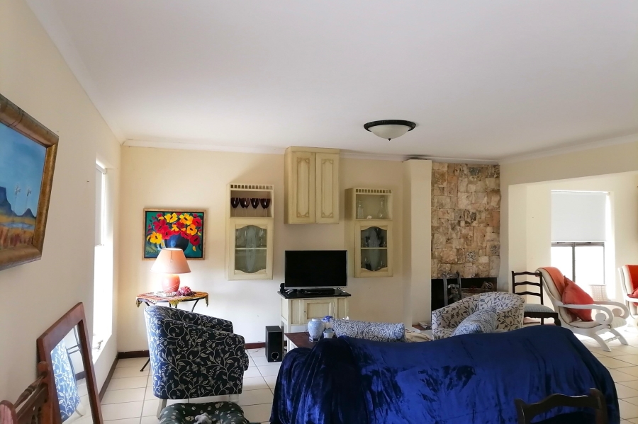 3 Bedroom Property for Sale in Stilbaai Wes Western Cape